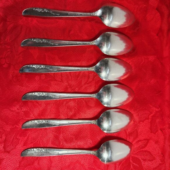 Vintage 1881 Rogers Oneida Lilac Time Oval Tablepoon Set of 6 Silverplate - Picture 6 of 14